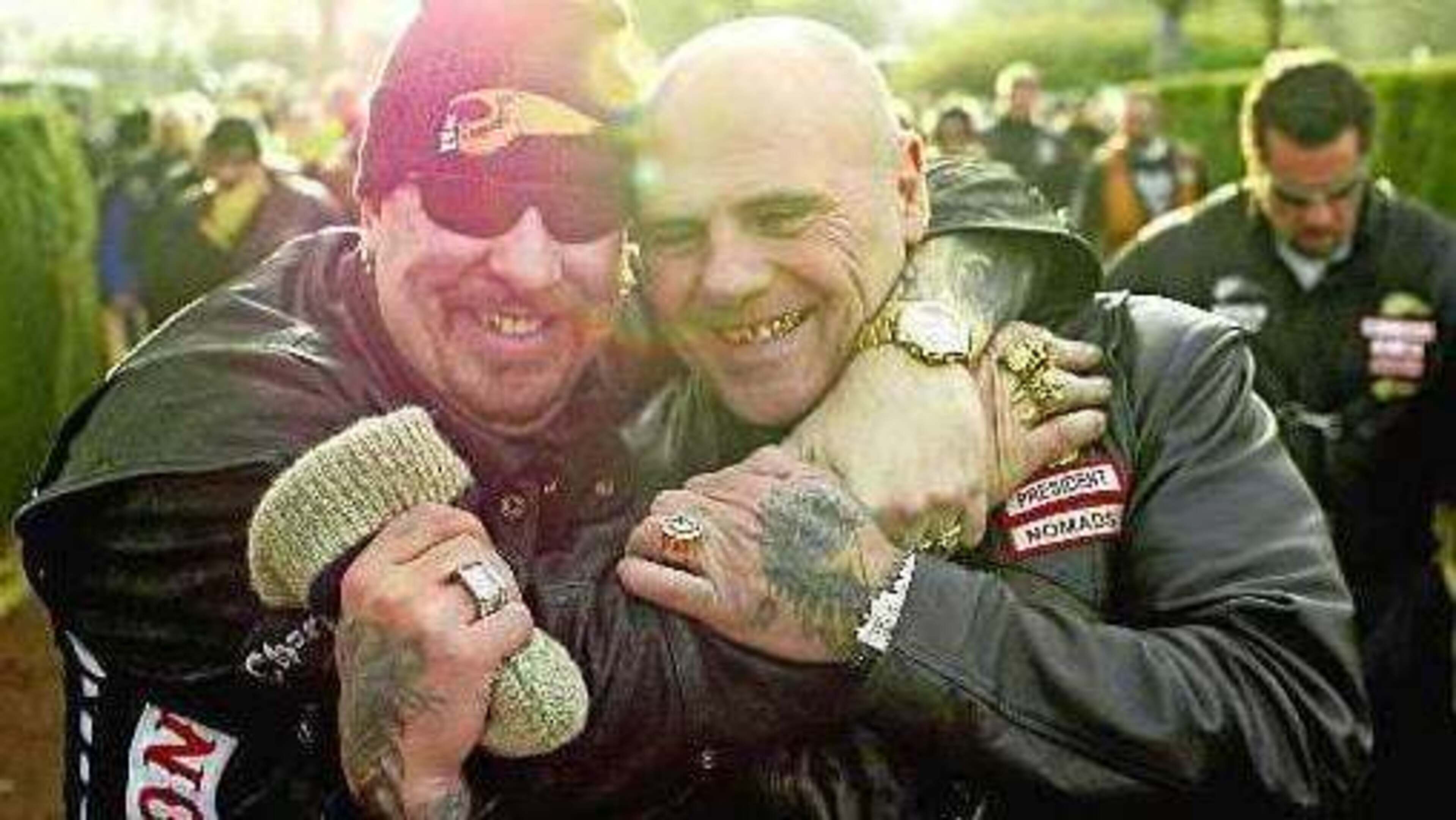 Hells Angels groeven eigen graf